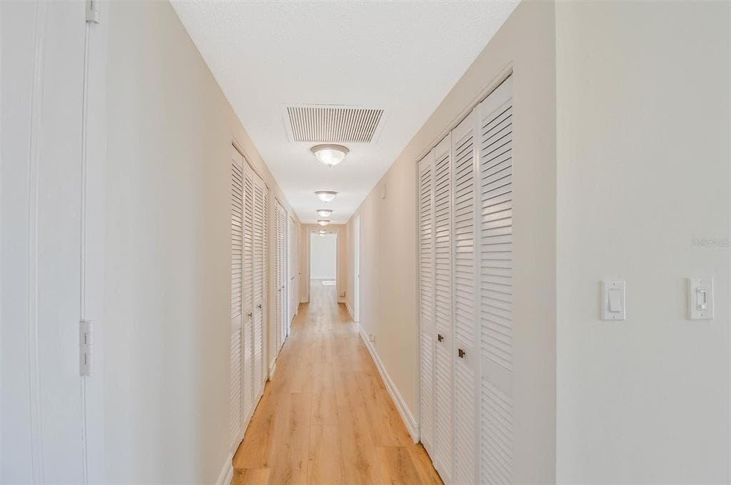 6 BELLEVIEW BOULEVARD 801 photo 9