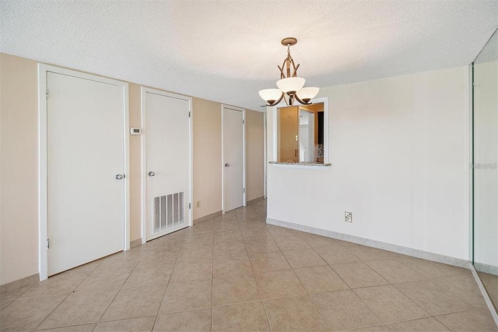 44 CLUB HOUSE DRIVE 105 photo 12