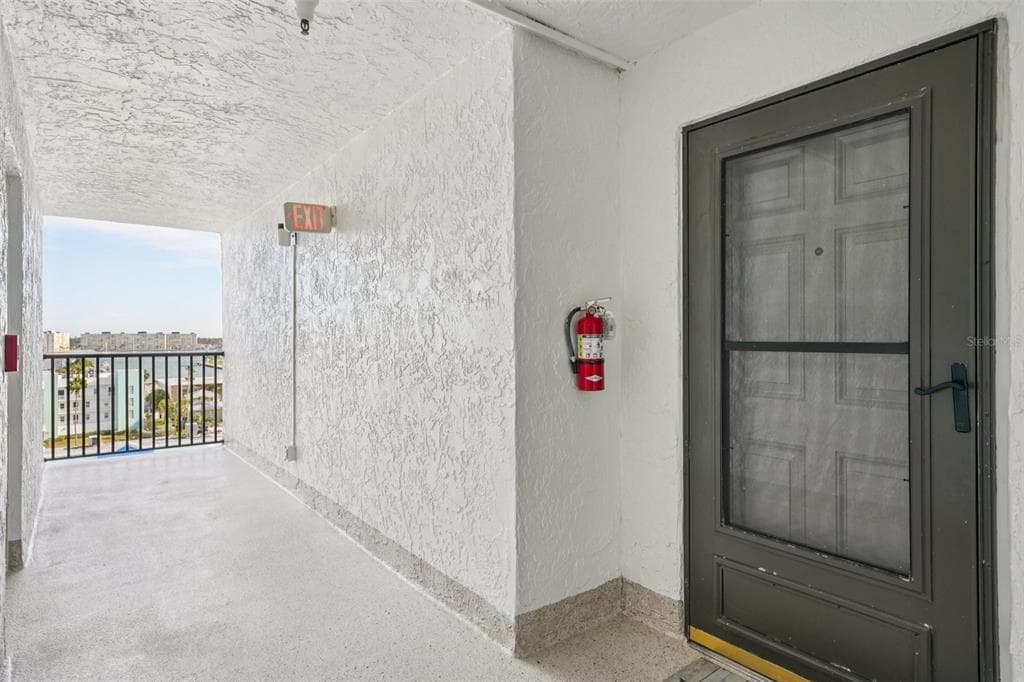 15316 GULF BOULEVARD 801 photo 6