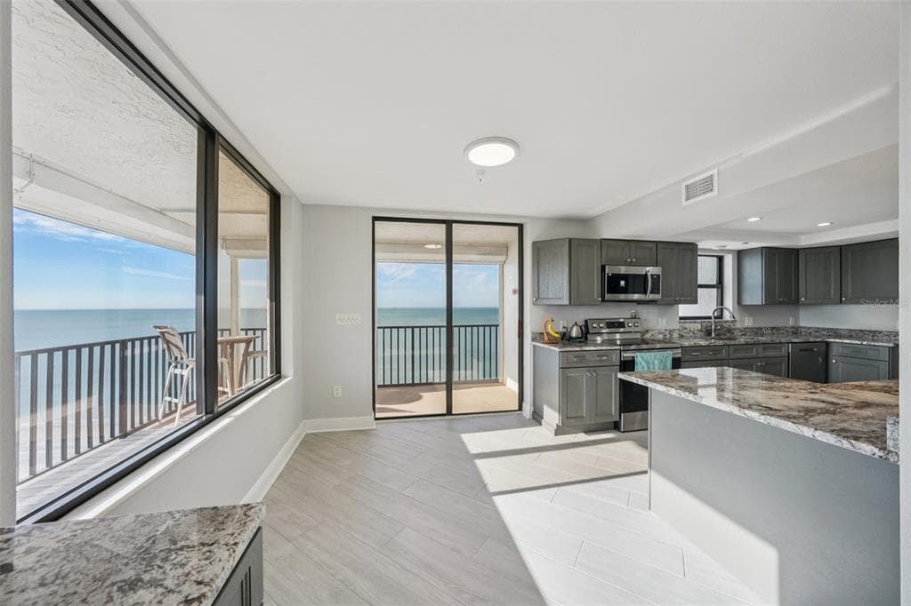 15316 GULF BOULEVARD 801 photo 14
