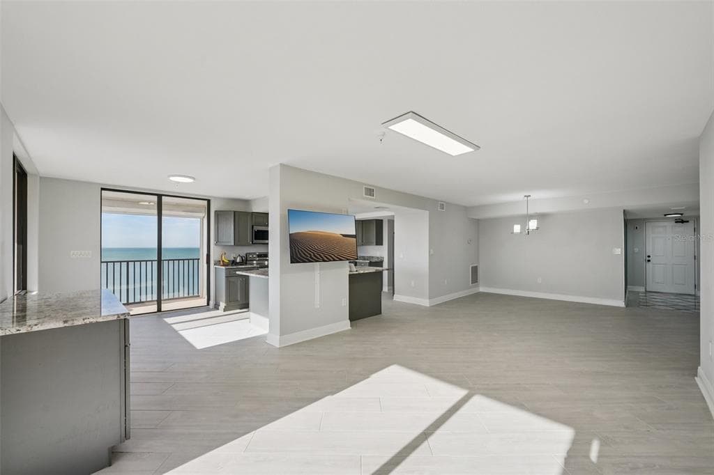 15316 GULF BOULEVARD 801 photo 8