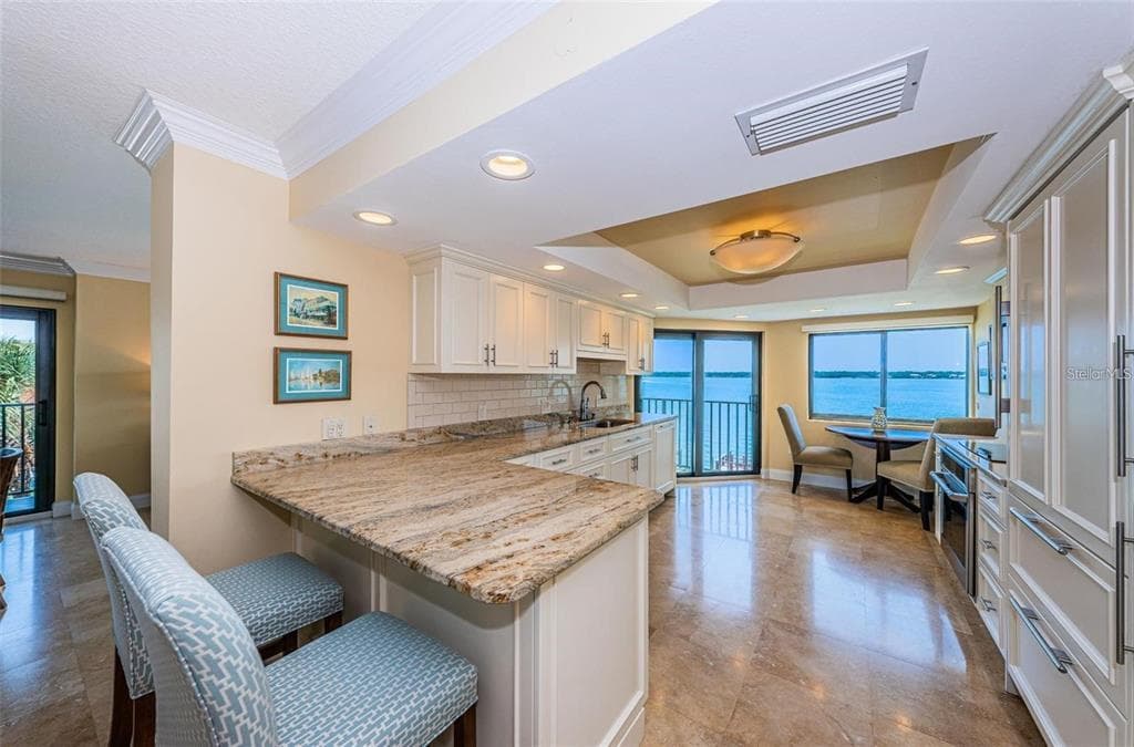 240 SAND KEY ESTATES DRIVE 222 photo 8