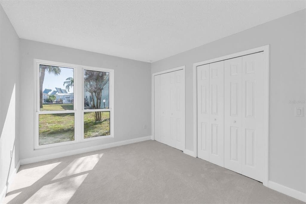1 WINDRUSH BOULEVARD 87 photo 20