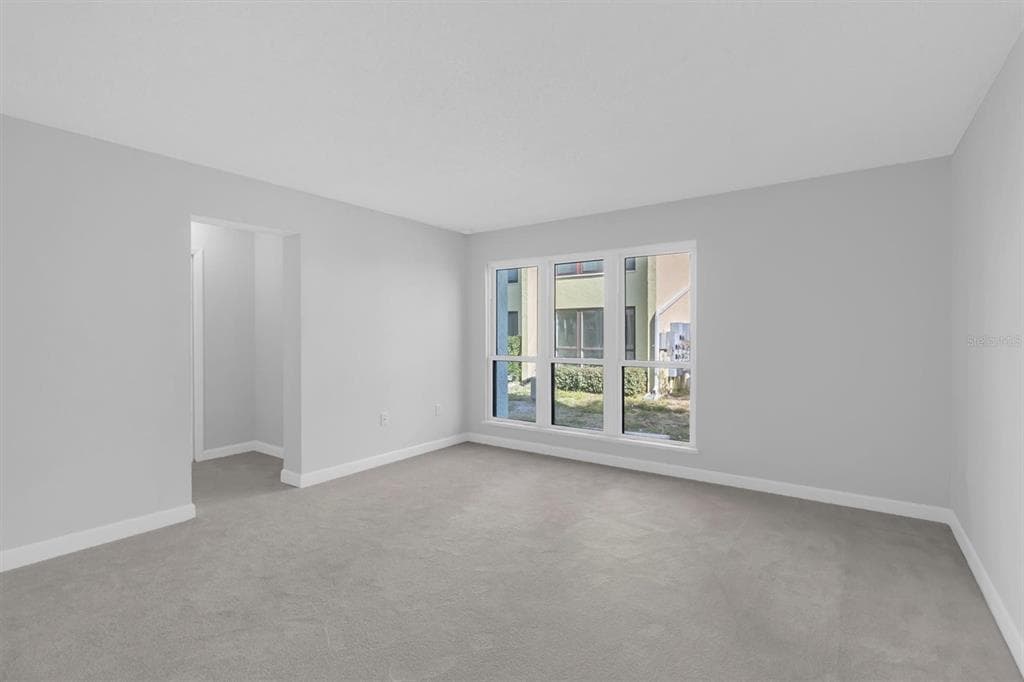 1 WINDRUSH BOULEVARD 87 photo 15