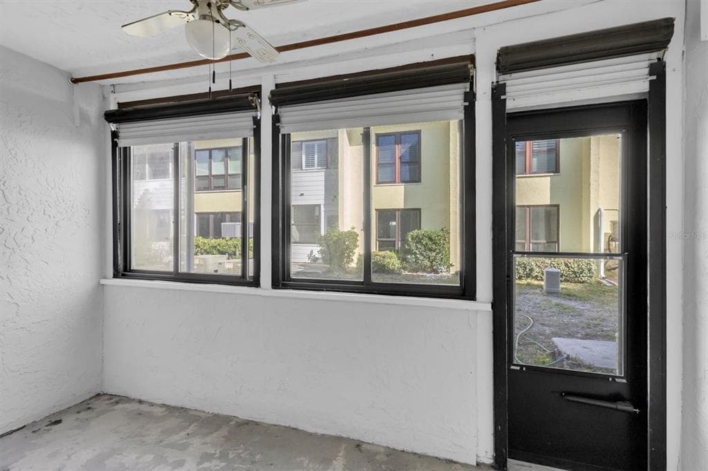 1 WINDRUSH BOULEVARD 87 photo 25