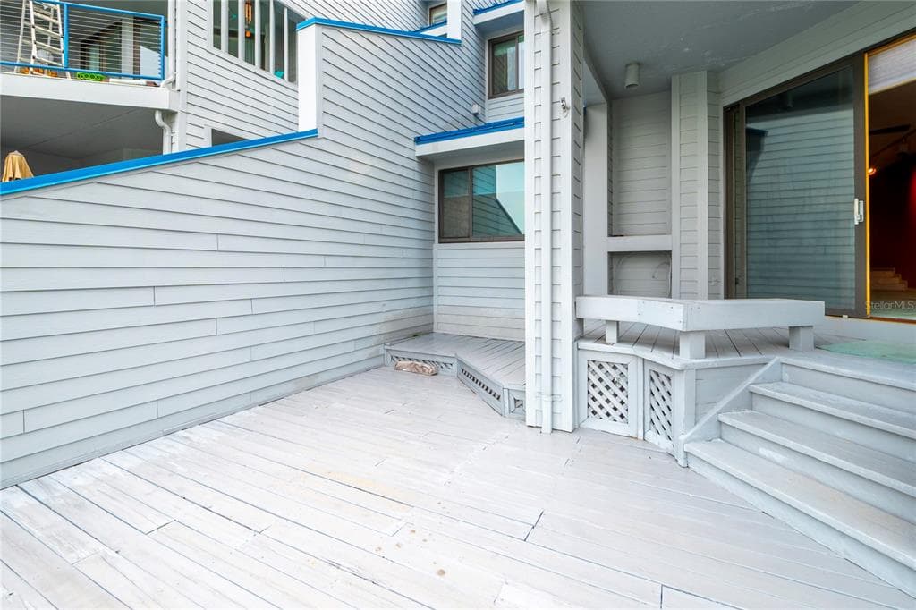 900 PINELLAS BAYWAY S 109 photo 22