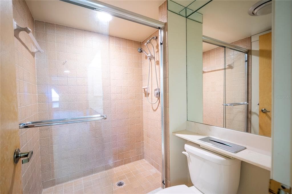 900 PINELLAS BAYWAY S 109 photo 14