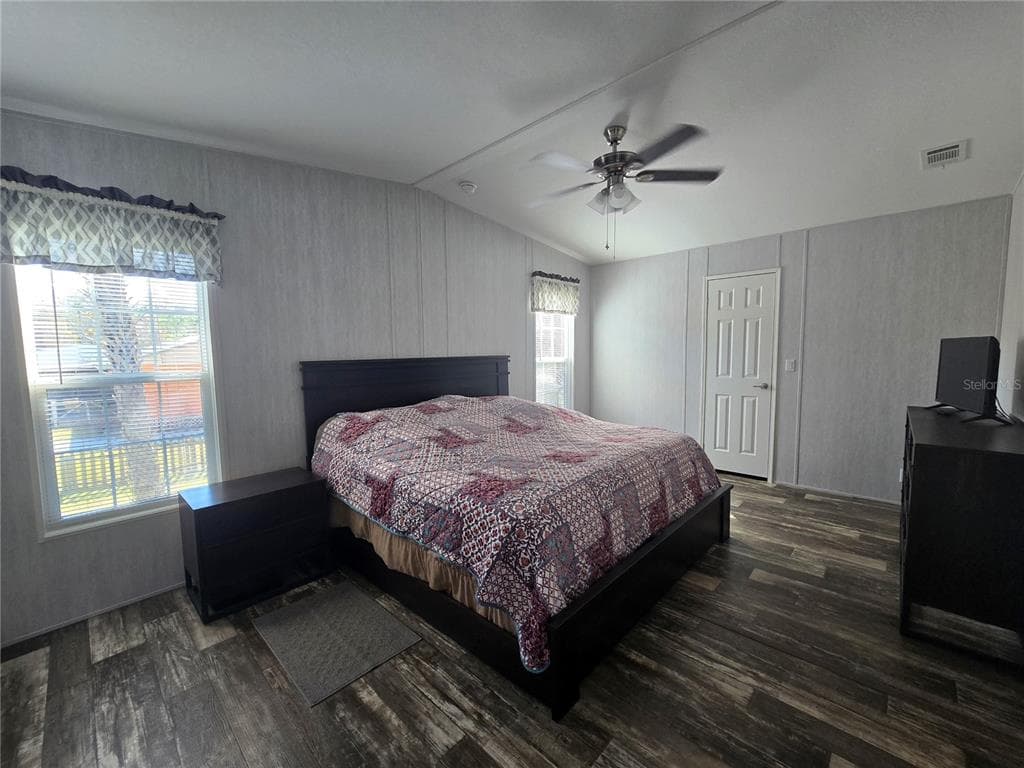 56290 CHERRY TREE ROAD photo 11