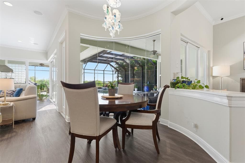 120 12TH AVENUE E photo 17