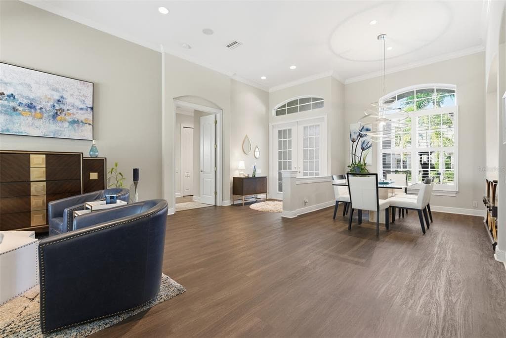 120 12TH AVENUE E photo 12