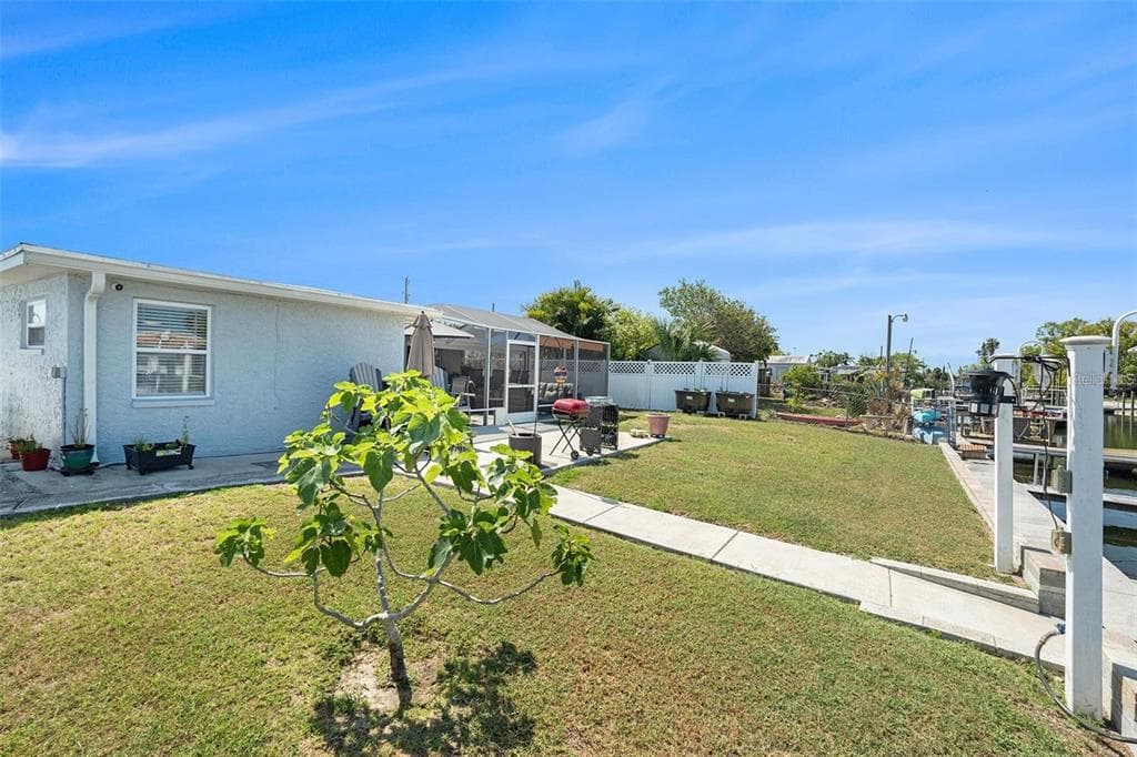 13401 NEPTUNE DRIVE photo 18