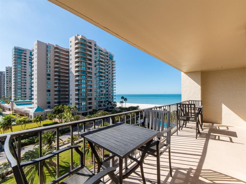 1480 GULF BOULEVARD 610 photo 16