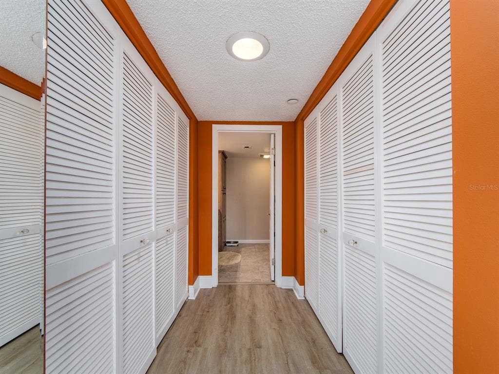 1480 GULF BOULEVARD 610 photo 21