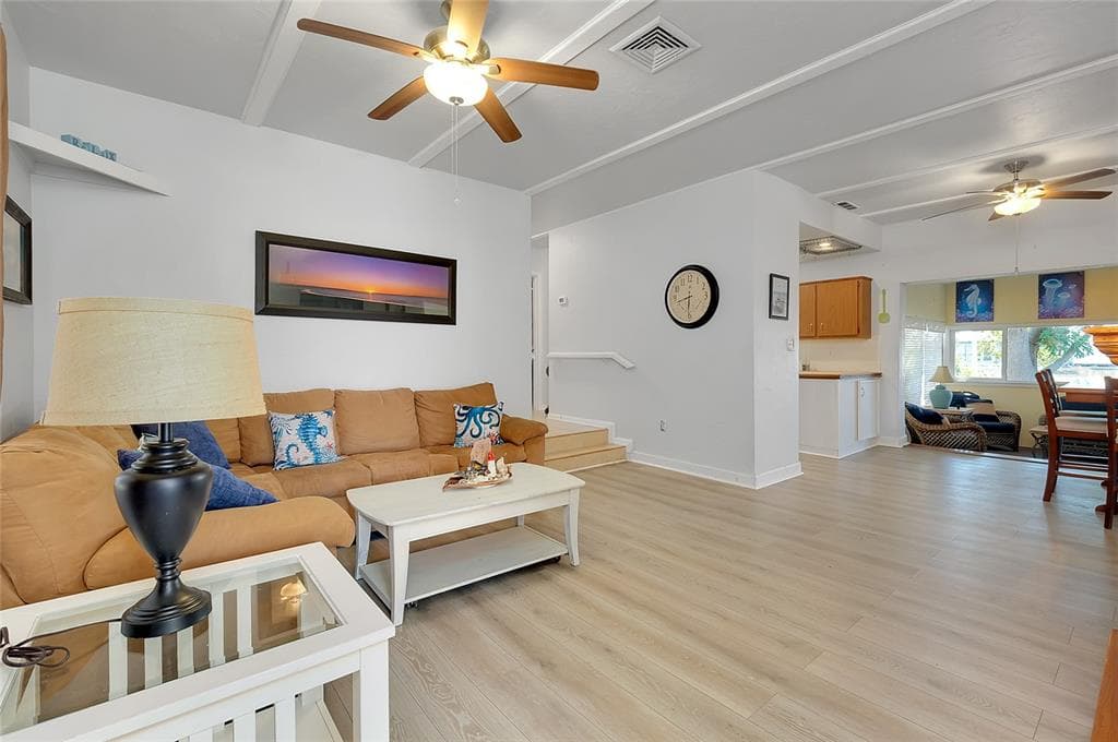 21064 HIGGS DRIVE photo 6