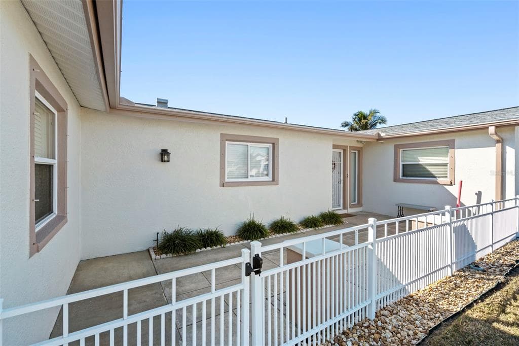 5003 COMMONWEALTH ROAD photo 6