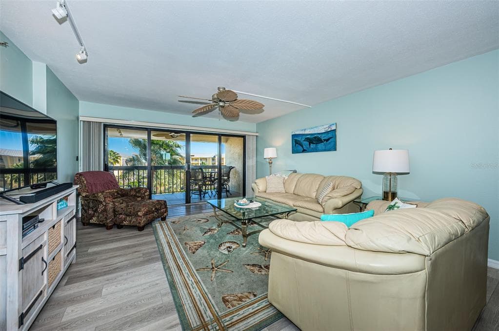 401 150TH AVENUE 245 photo 18
