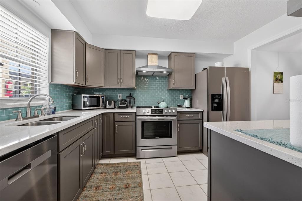 1640 JUNO TRAIL 102A photo 13
