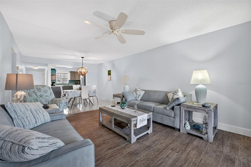 1640 JUNO TRAIL 102A photo 10