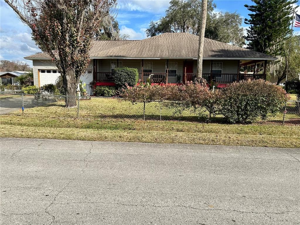 55730 HOLIDAY  CIRCLE 2