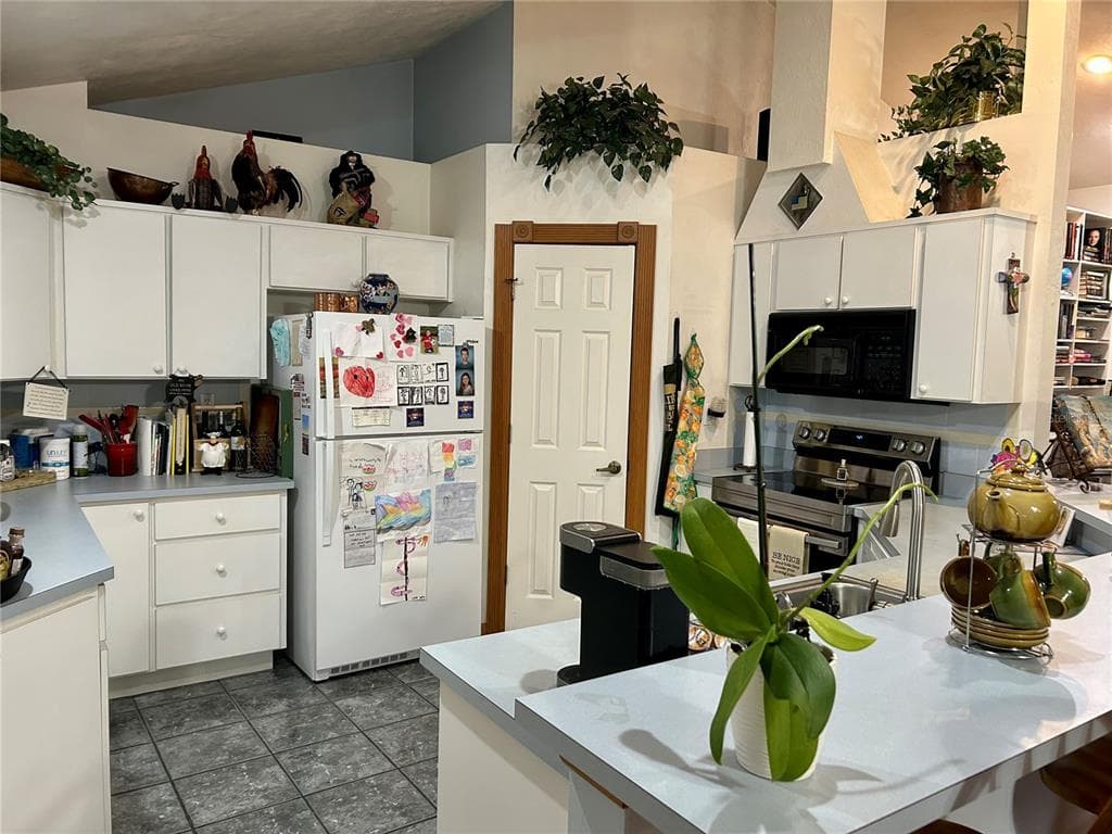 55730 HOLIDAY CIRCLE photo 17