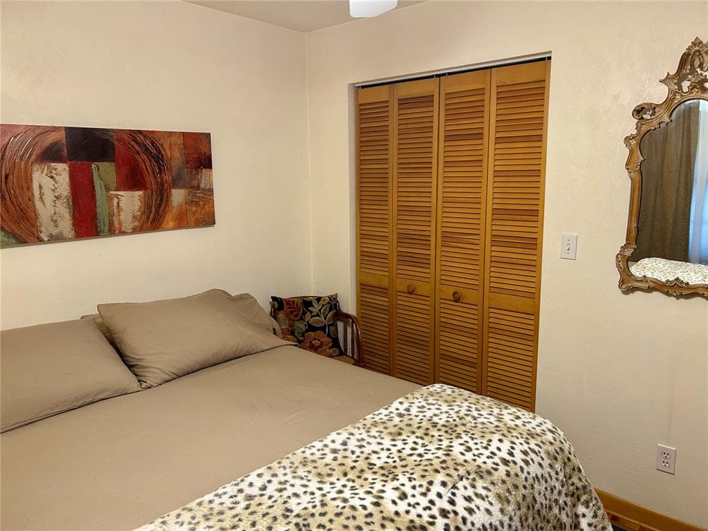 55730 HOLIDAY CIRCLE photo 20