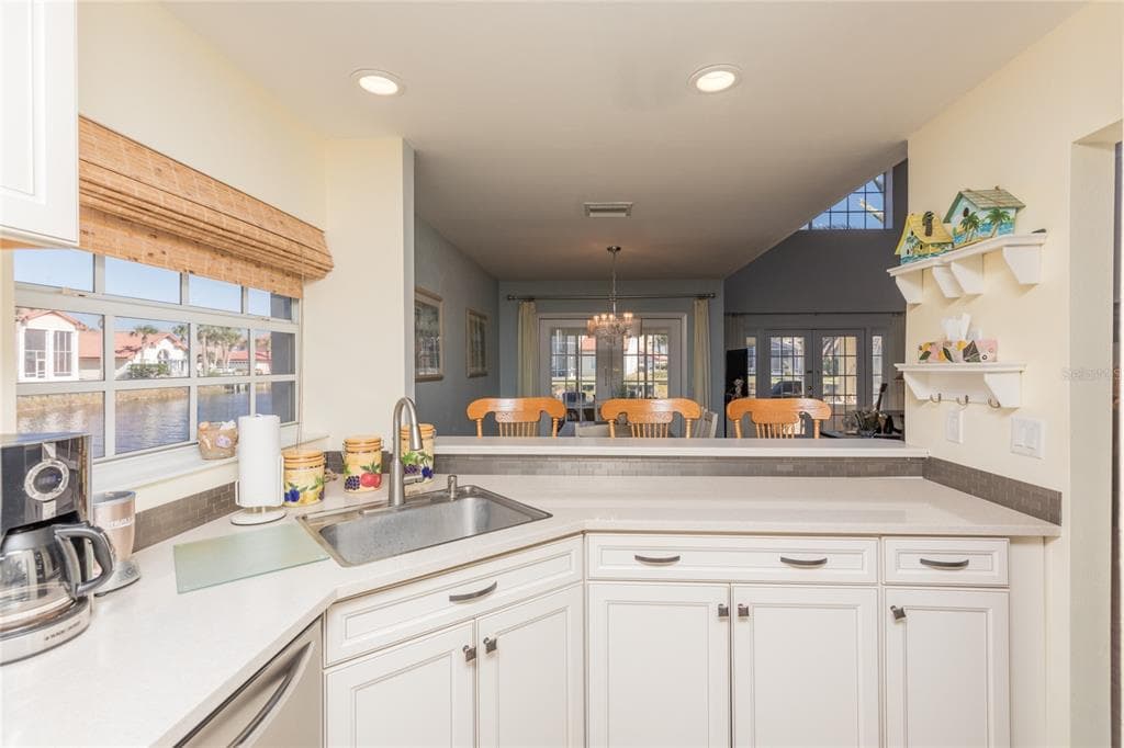 40 SAN CARLOS DRIVE photo 12