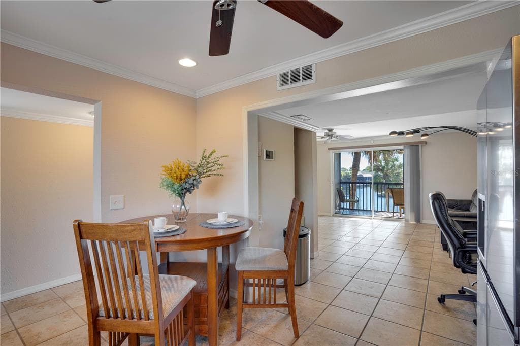 6315 NEWTOWN CIRCLE 15B3 photo 6