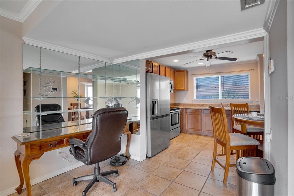 6315 NEWTOWN CIRCLE 15B3 photo 8