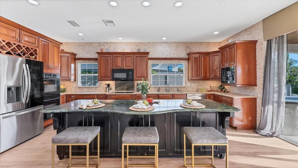 7300 COVE TERRACE photo 19