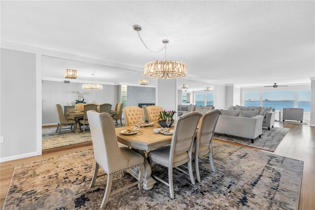6020 SHORE BOULEVARD S 712 photo 16