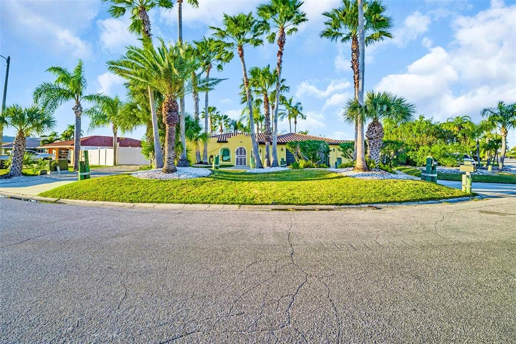 4951 GALLEON COURT 3