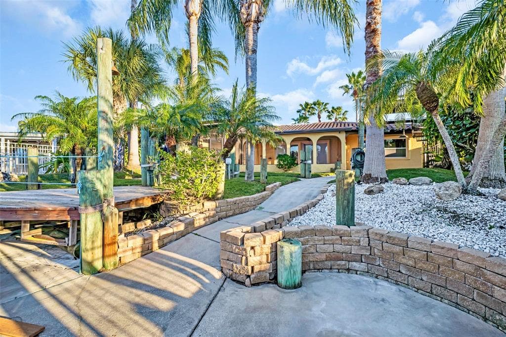 4951 GALLEON COURT photo 8