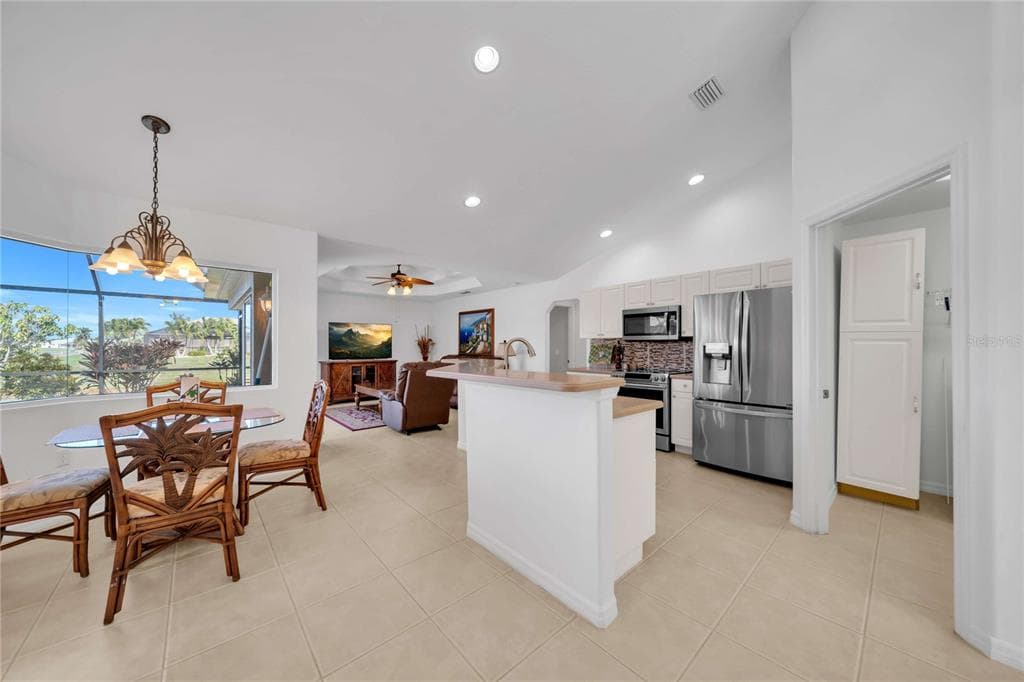 240 WHITE MARSH LANE photo 15