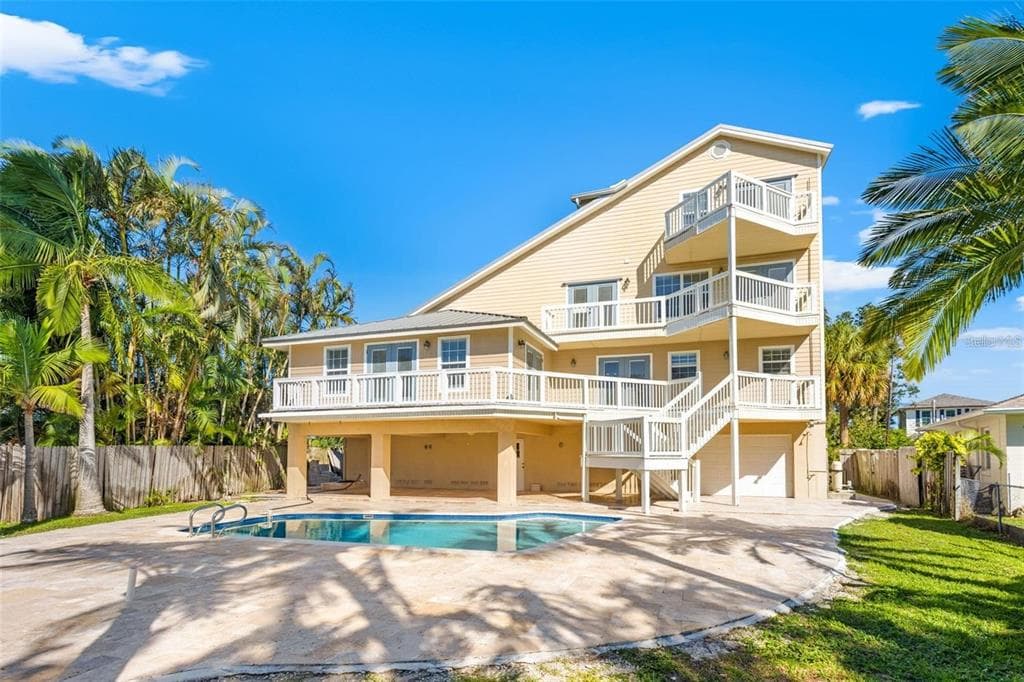 1902 ARROWHEAD DRIVE NE photo 4