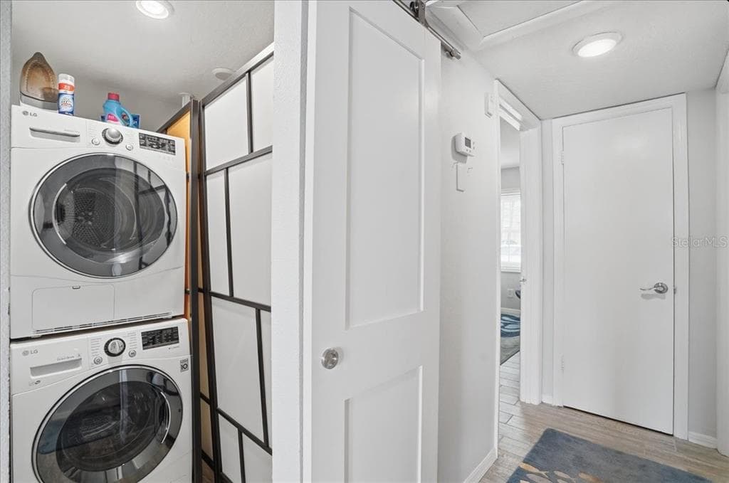 205 POMPANO DRIVE SE B photo 20