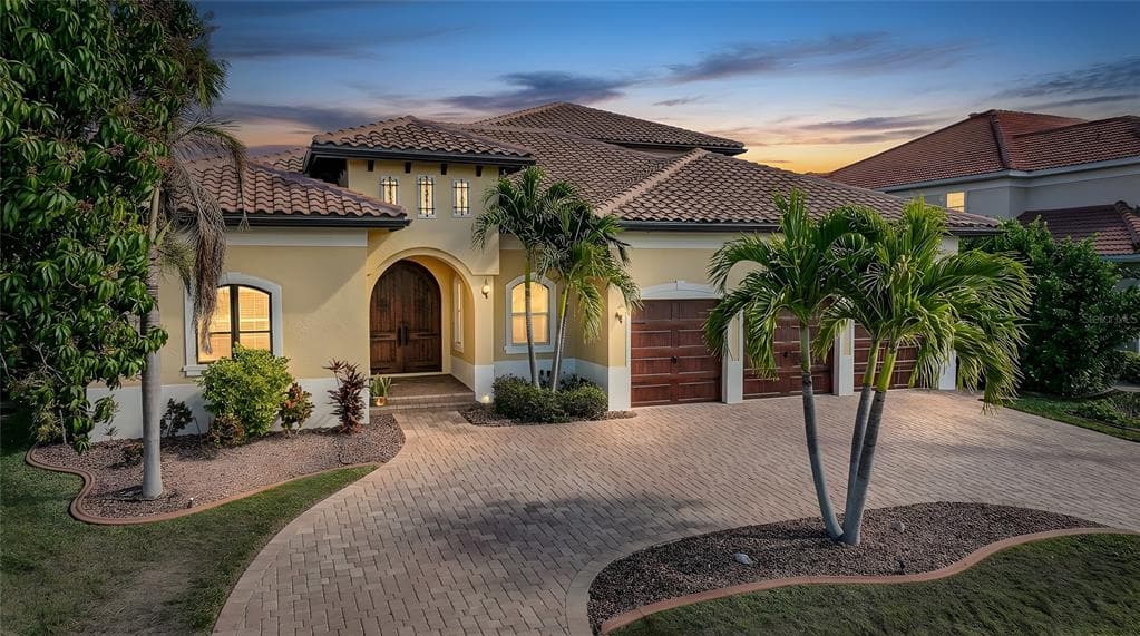 166 HIBISCUS DRIVE 5