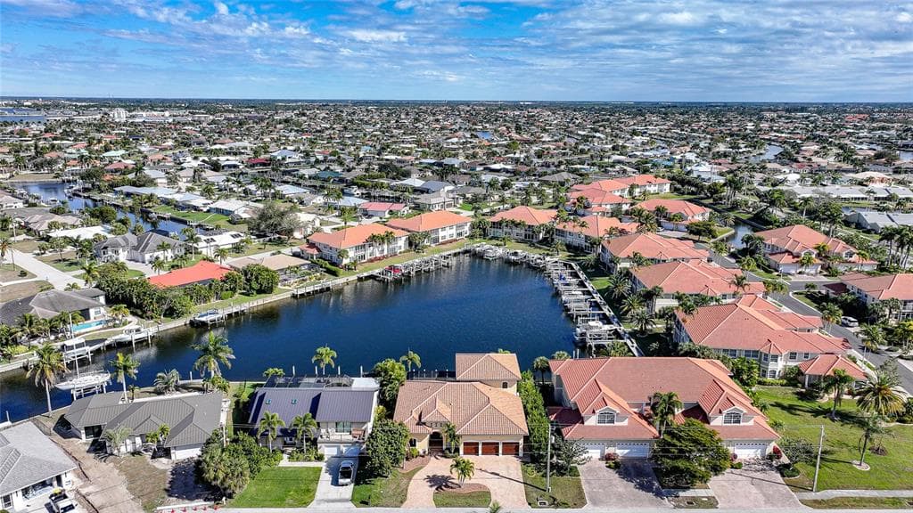 166 HIBISCUS DRIVE 4