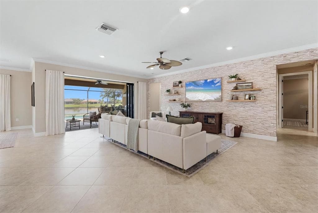 17203 CORINNA PLACE photo 9