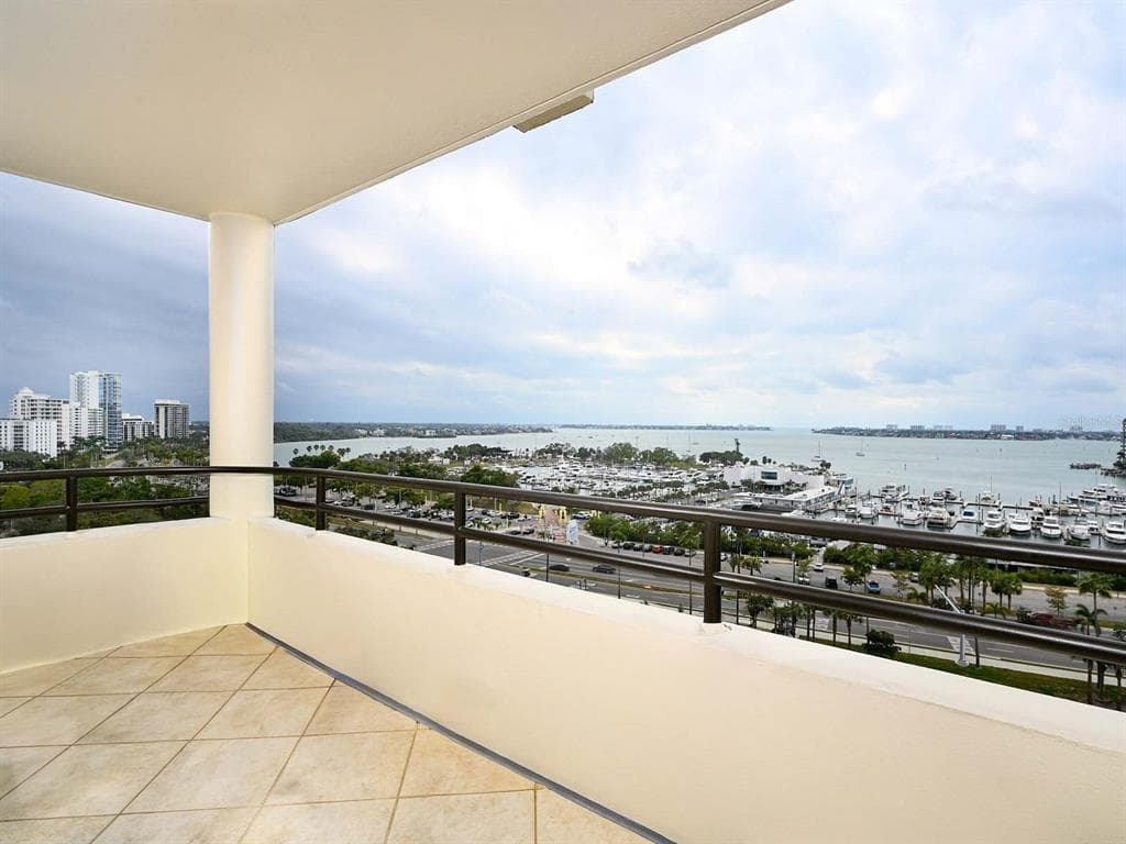 1255 N GULFSTREAM AVENUE 1106 photo 5