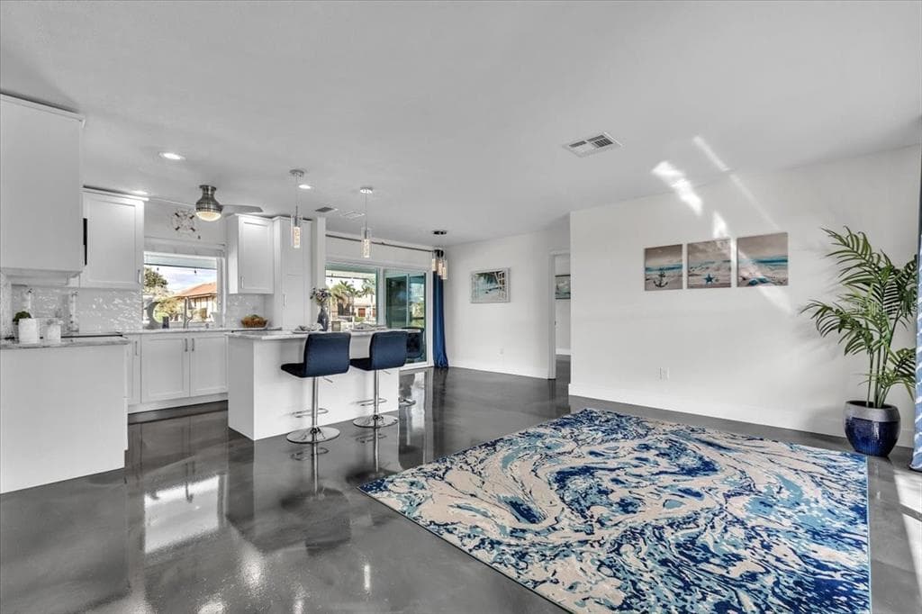 2424 ROSA LANE 5
