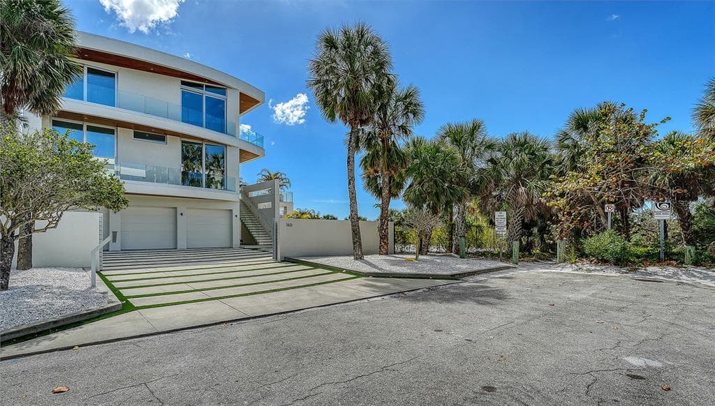 160 WHITTIER DRIVE photo 9