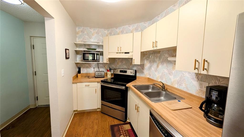 1515 PINELLAS BAYWAY S 46 photo 19