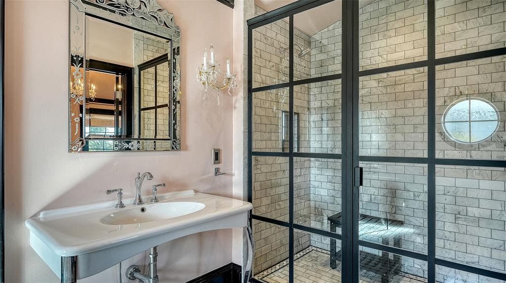 513 VILLA ROSA WAY photo 18