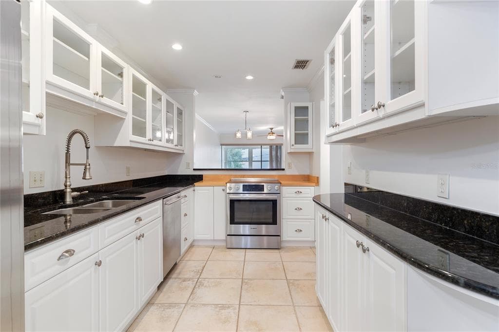 413 S BAYSHORE BOULEVARD #4 5