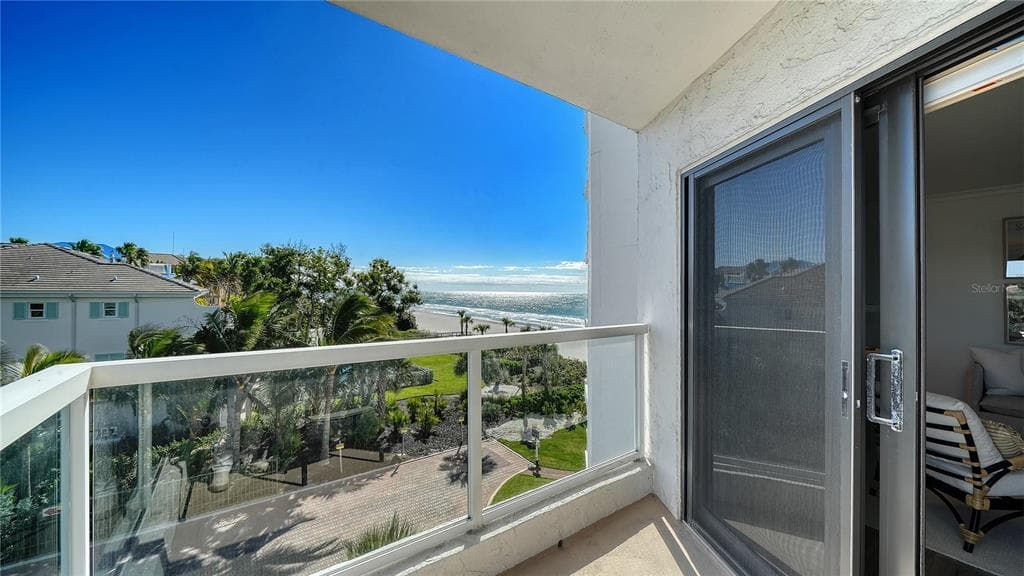1000 LONGBOAT CLUB ROAD 403 photo 17