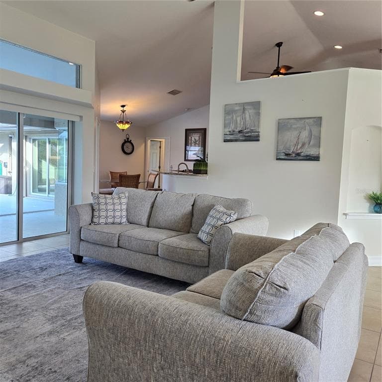 721 ROTONDA CIRCLE photo 6