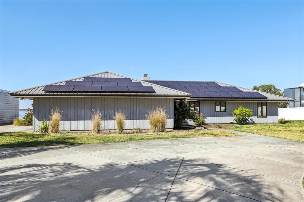 3050 CRUMP ROAD 2