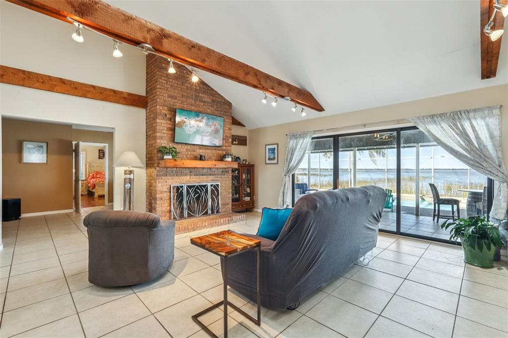 3050 CRUMP ROAD photo 18