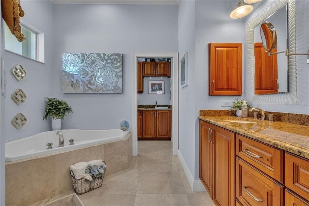 2172 DEBORAH DRIVE photo 20