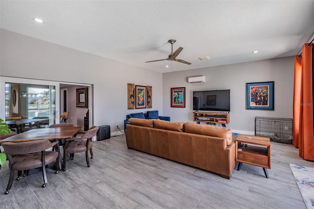 5001 MARLIN DRIVE photo 18